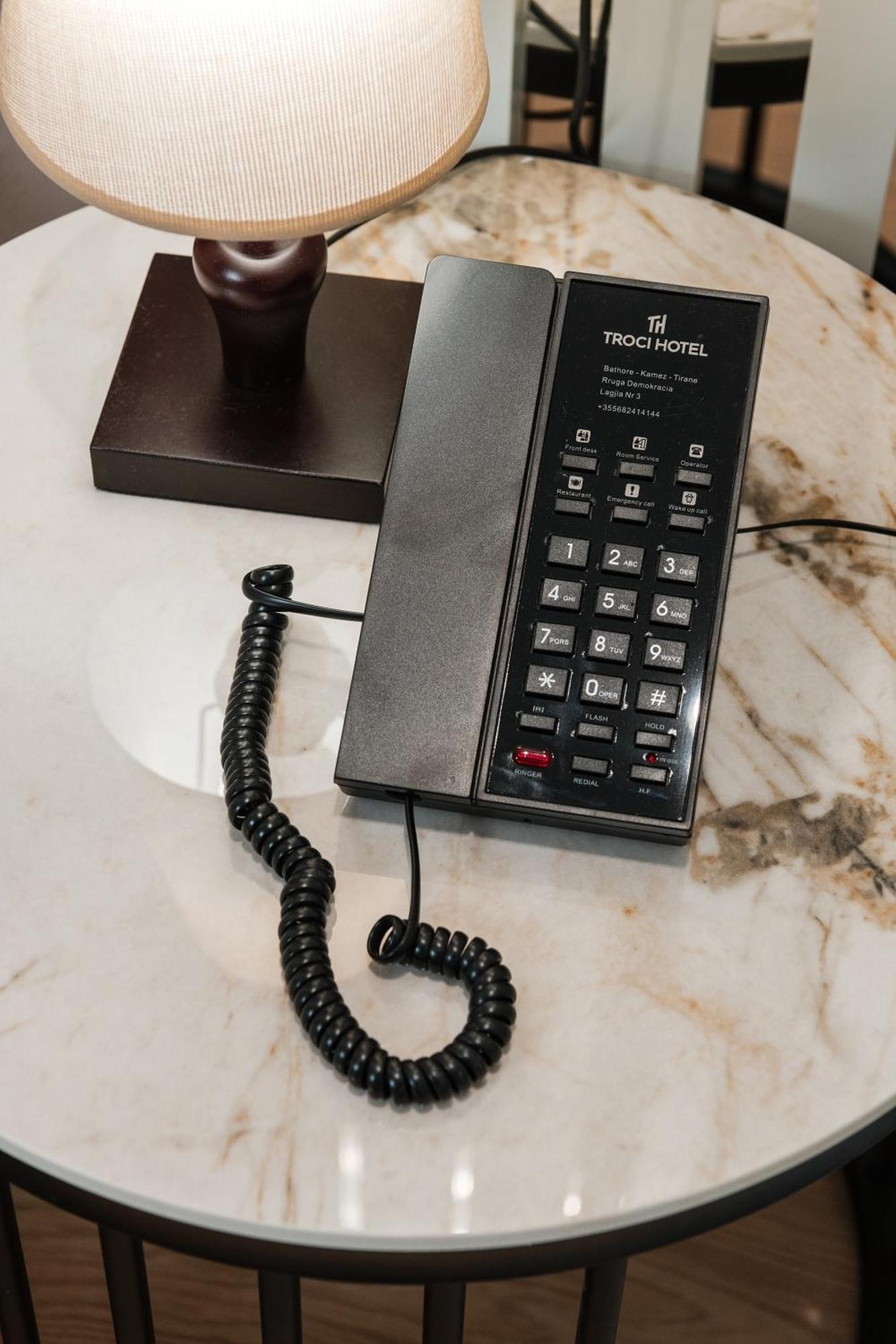 Troci Hotel Kamez Luaran gambar