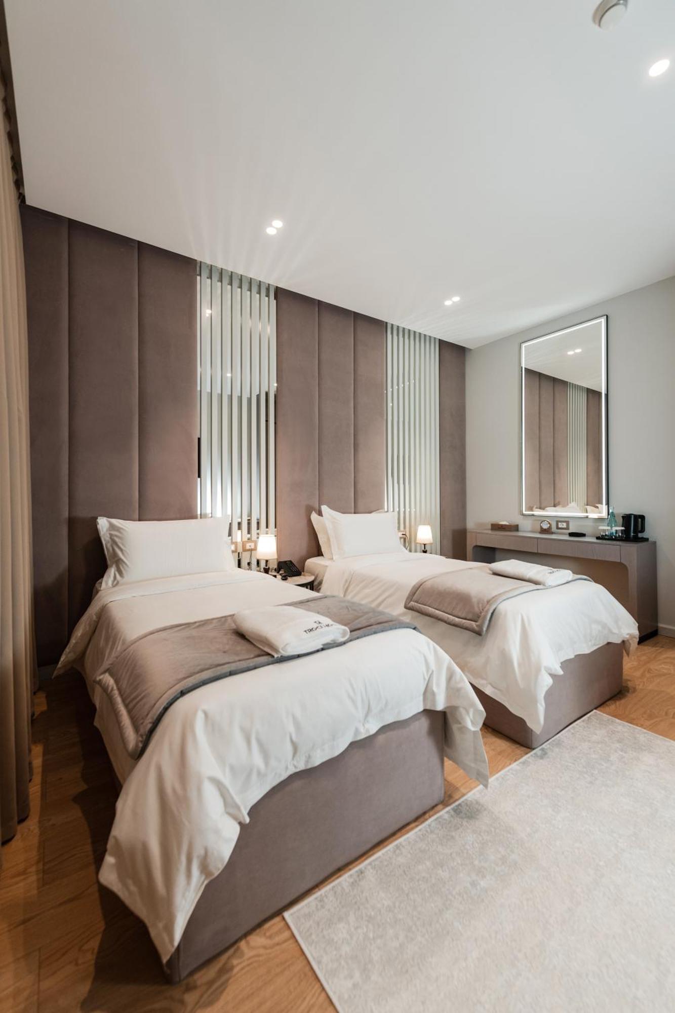 Troci Hotel Kamez Luaran gambar