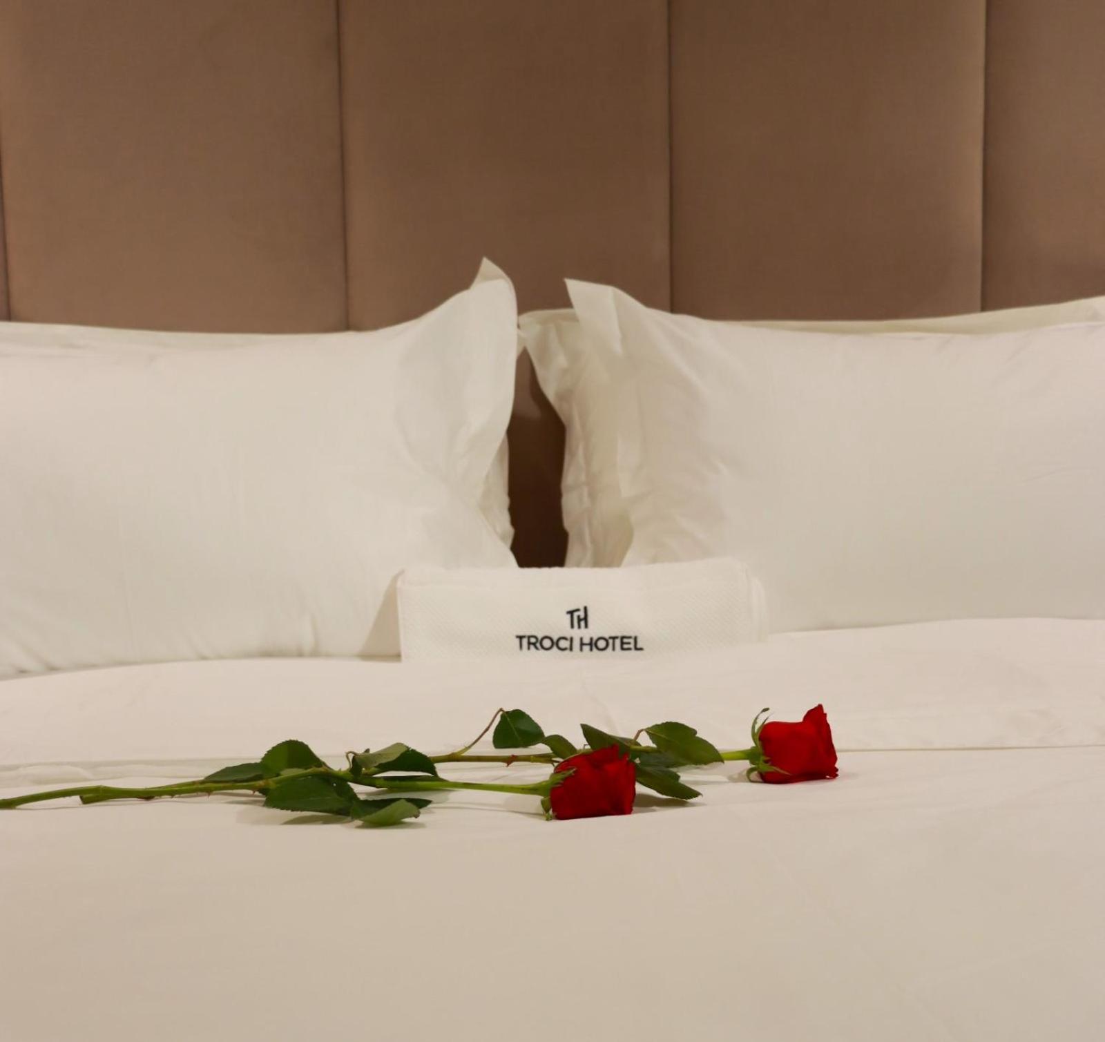 Troci Hotel Kamez Luaran gambar